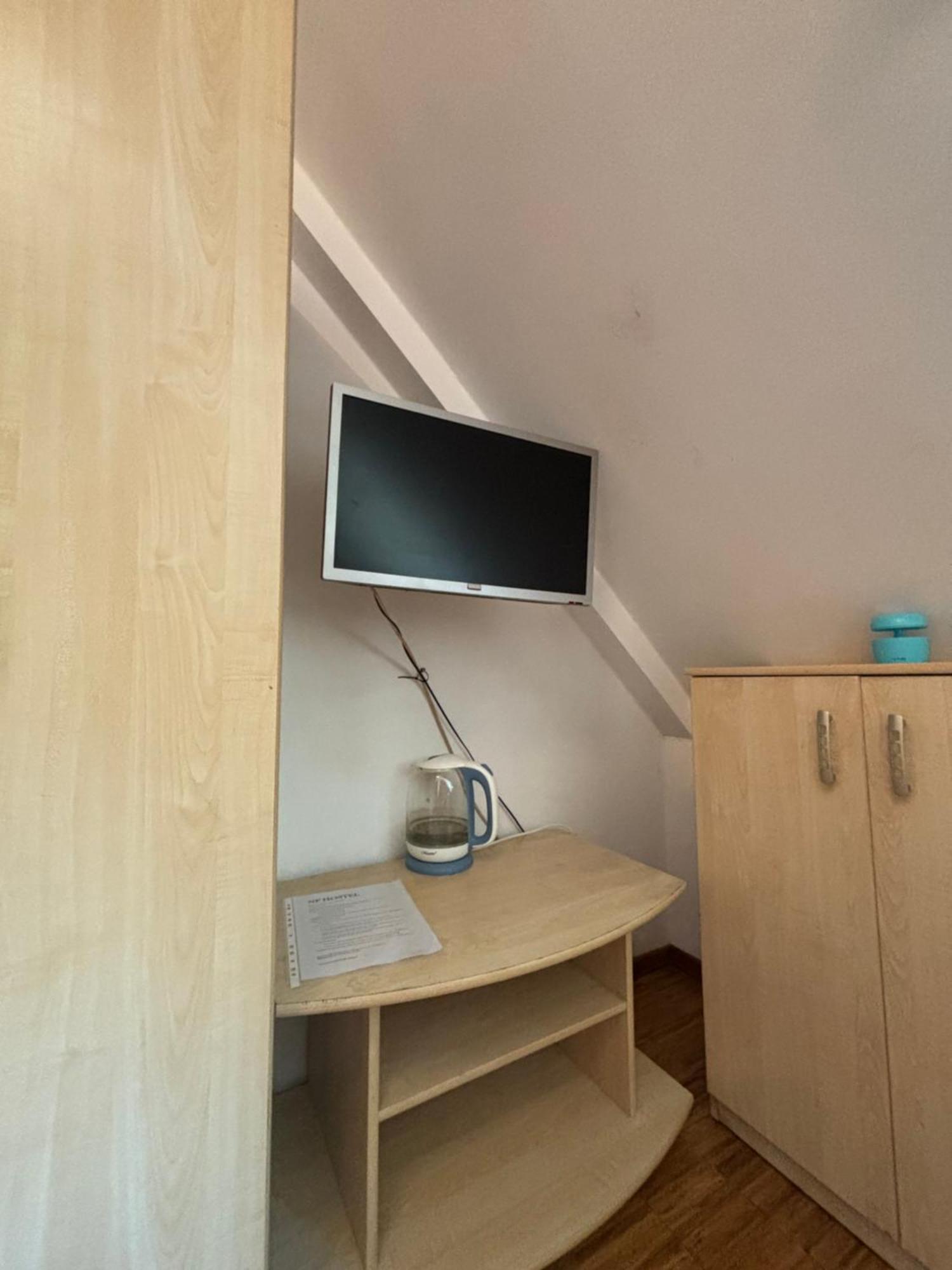 Hostel Nuove Frontiere Nysa Eksteriør billede
